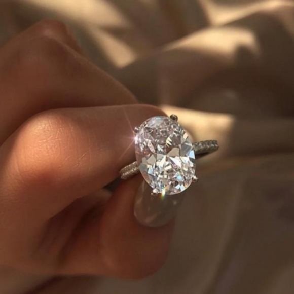 5 CT OVAL CUT DIAMOND 925 SILVER RING, CUTE RING, SHINY RING. - Picture 5 of 5